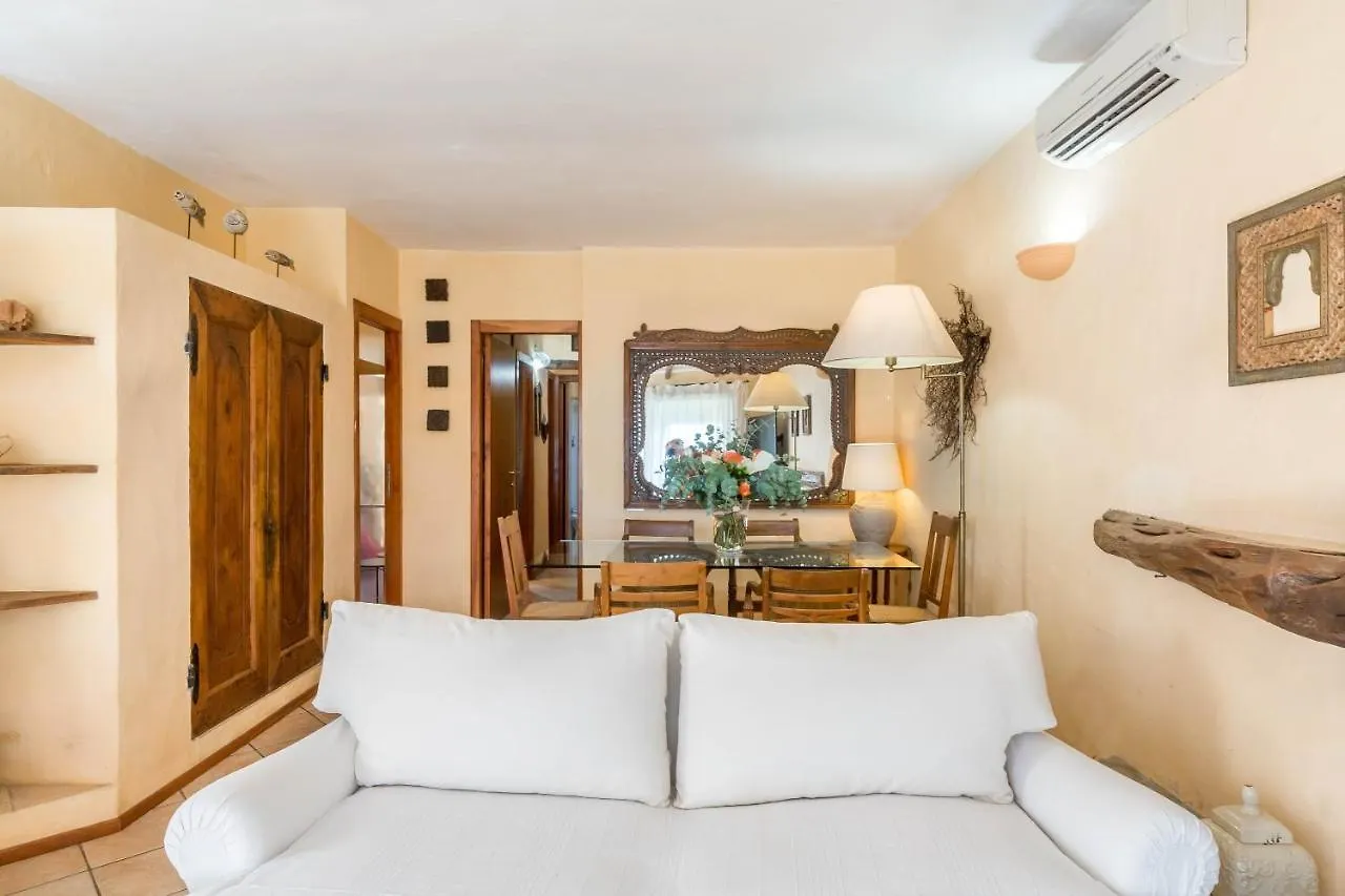 Luna Bay Home Retreat Con Vista Sulla Baia Di Porto Luna A 2 Km Da ヴィッラシミーウス イタリア